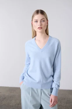 Amy Cashmere V-Neck Sky