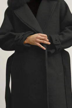 Bella Coat Black