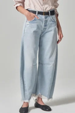 Horseshoe Jean Savahn