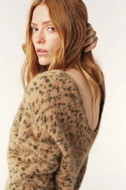 Leopold Jumper Beige