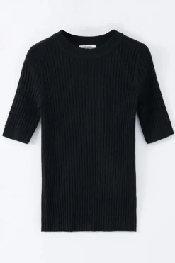 N48C Short Sleeve Pullover Black