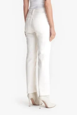 The Tomcat Ankle Cream Puffs