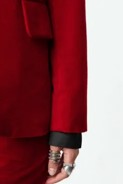 Vavy Velvet Blazer