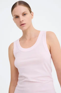 Wrangler Tank Tara